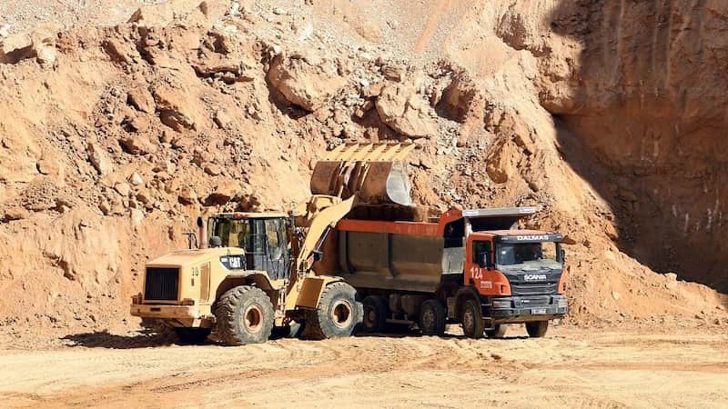 فرایند تولید آجر و مراحل آماده‌سازی خاک